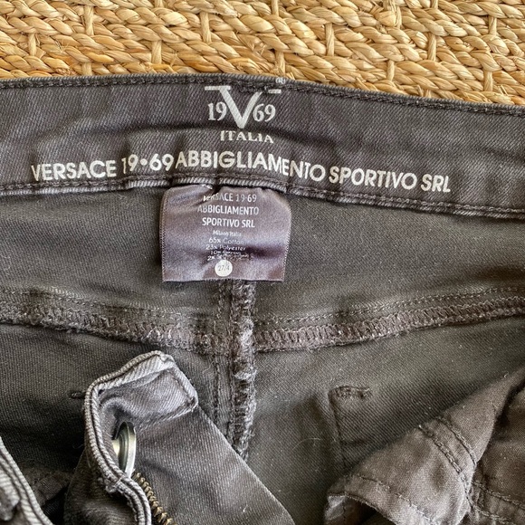 Versace 1969 Italia Jeans size 27/4 - Picture 9 of 10